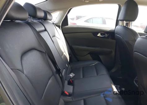 2021 Kia Forte Ex z USA, uszkodzony, nr VIN 3KPF54AD4ME282838